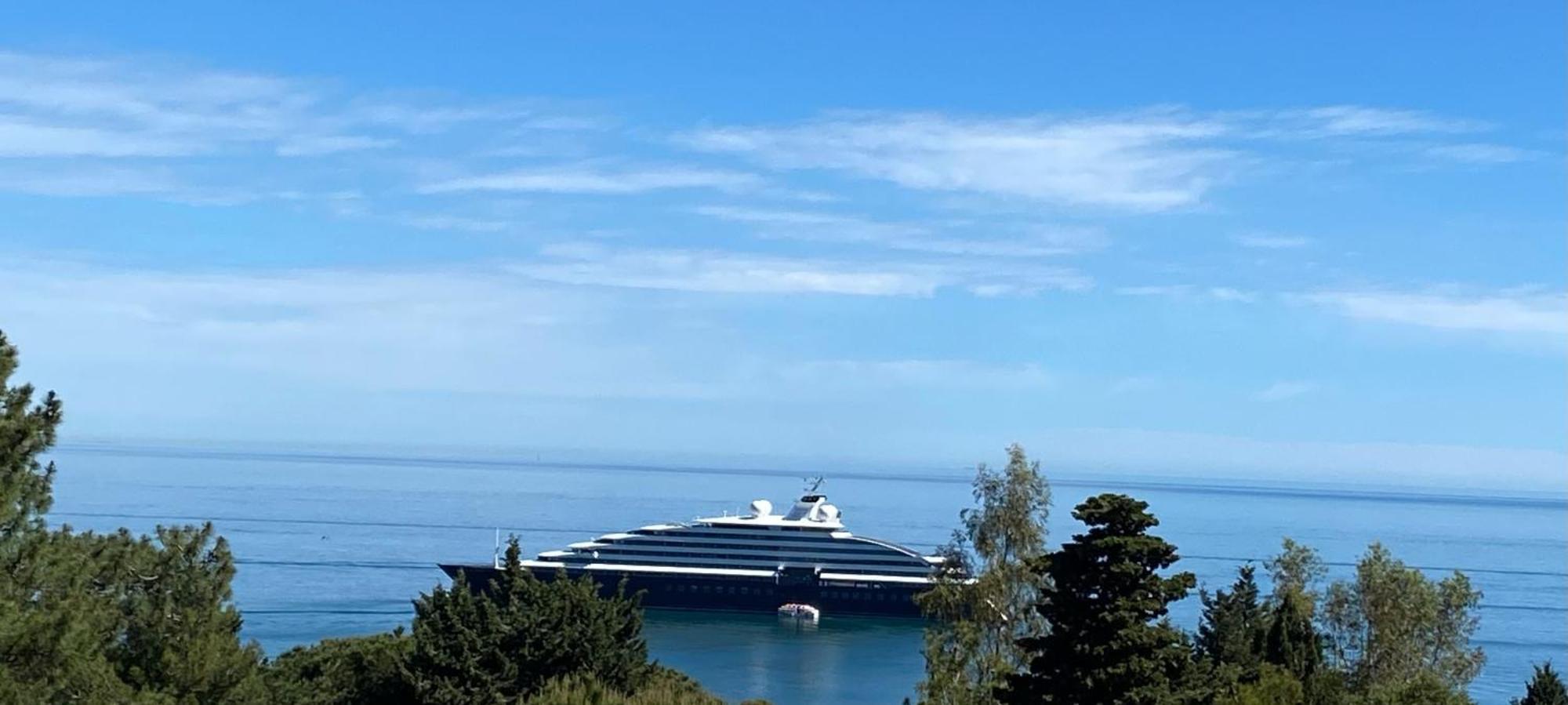 Appartement Spacieux Vue Sur Mer كولِيورْ المظهر الخارجي الصورة